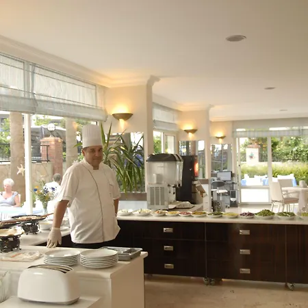 Belle Ocean Lejlighedshotel 4*