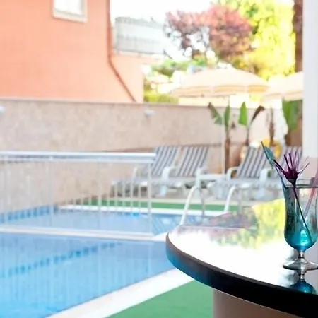 Aparthotel Belle Ocean 4*